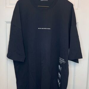 Men's Black Graphic Tee